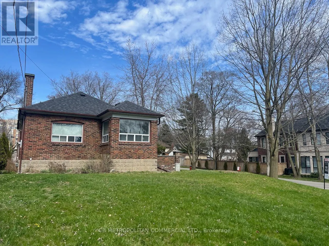 1403 ORCHARD HILL ROAD
