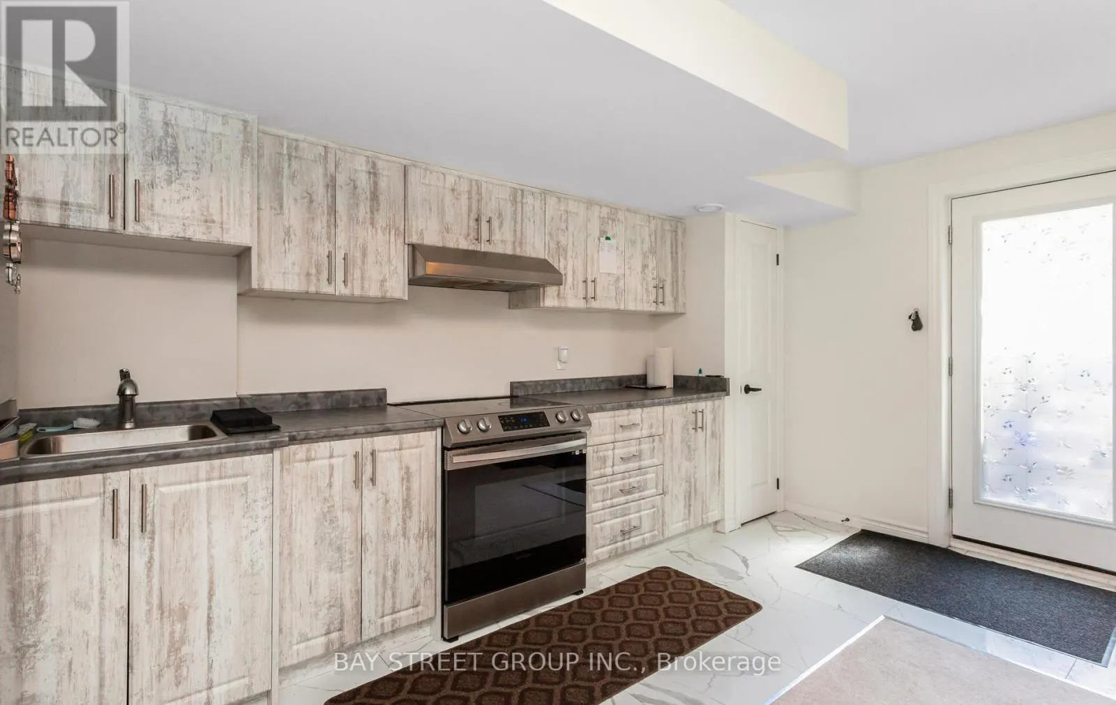 488 PARENT PLACE