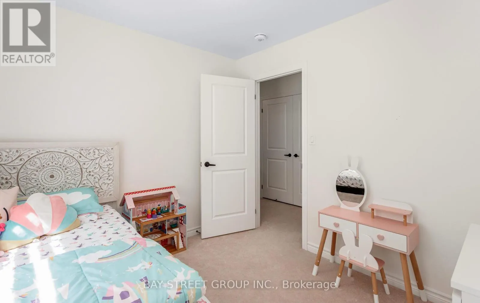 488 PARENT PLACE