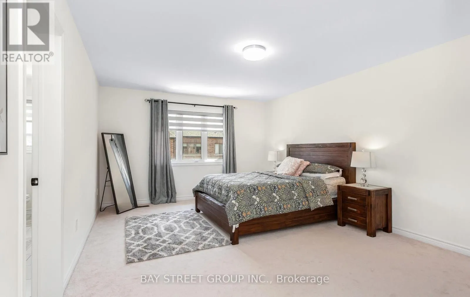 488 PARENT PLACE