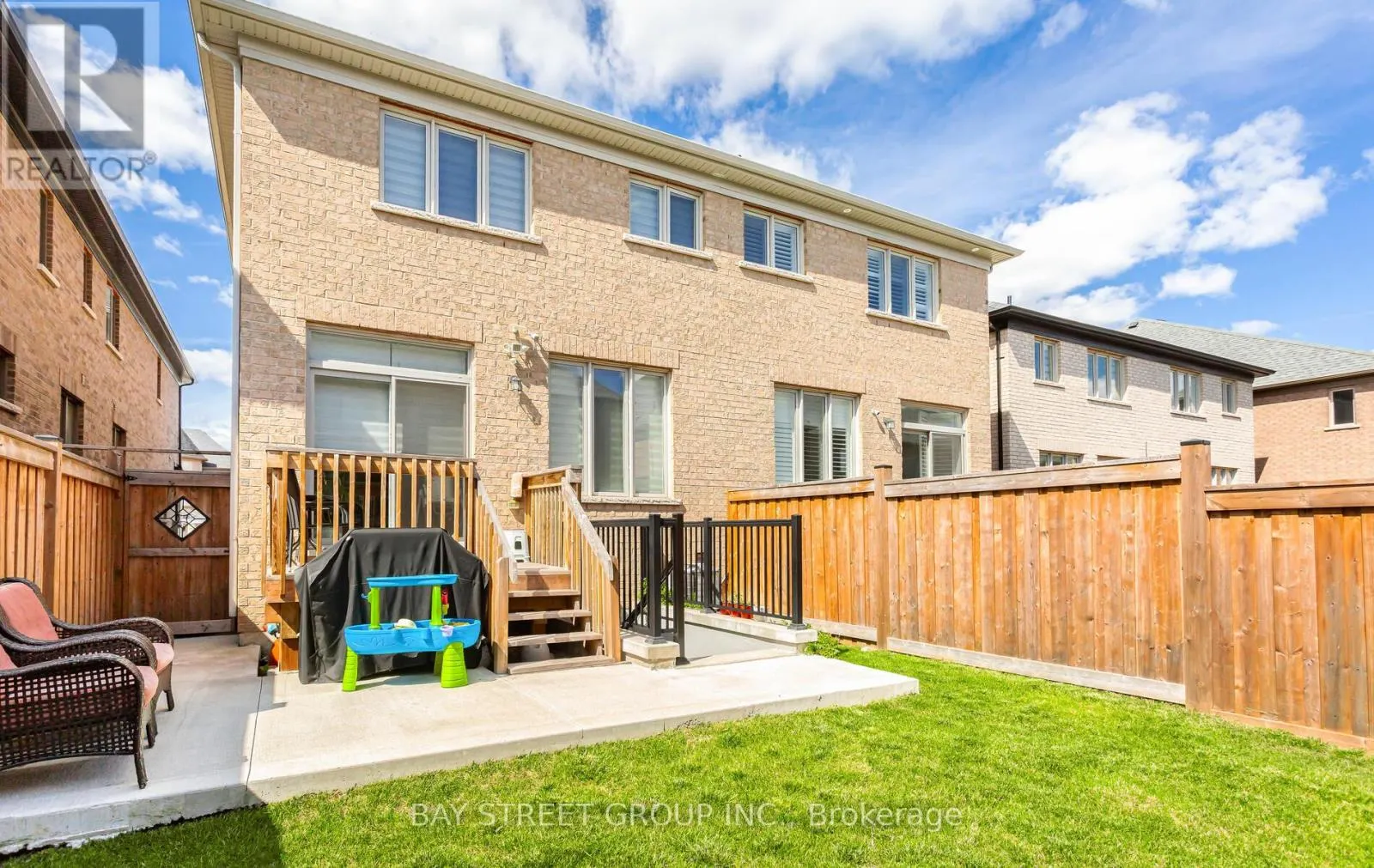 488 PARENT PLACE