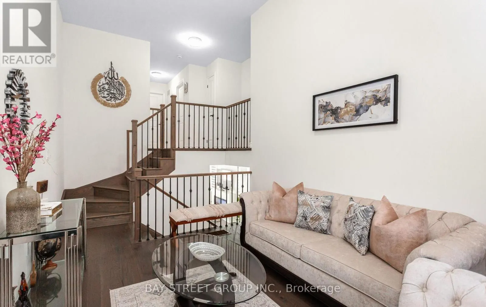 488 PARENT PLACE