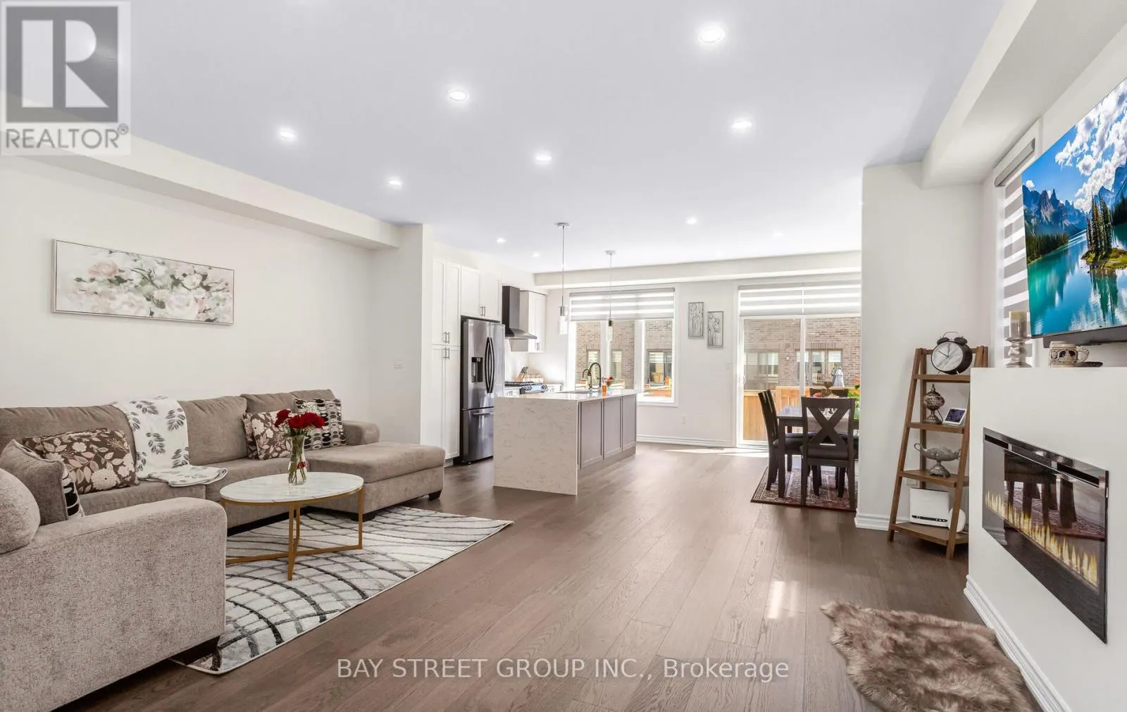 488 PARENT PLACE
