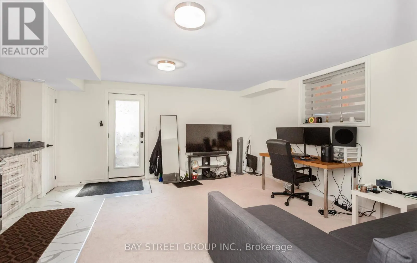 488 PARENT PLACE