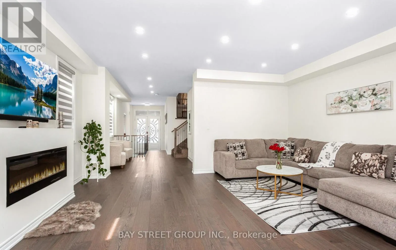488 PARENT PLACE