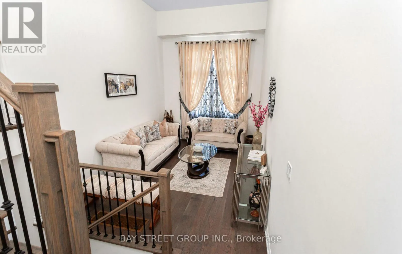 488 PARENT PLACE