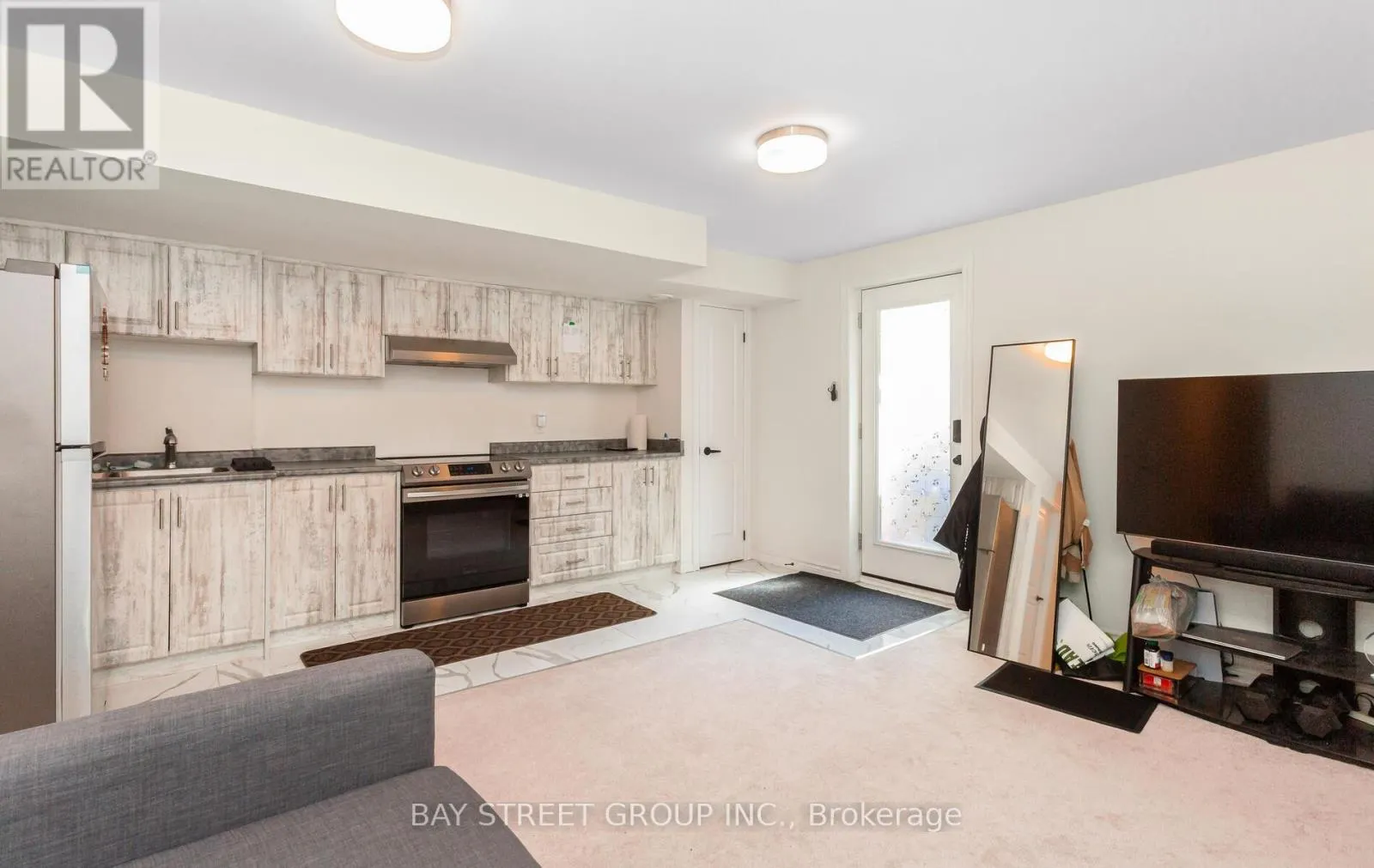 488 PARENT PLACE
