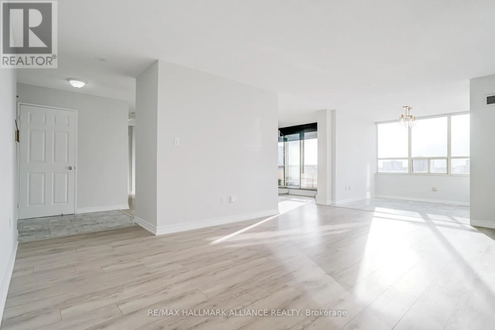 307 - 30 MALTA AVENUE