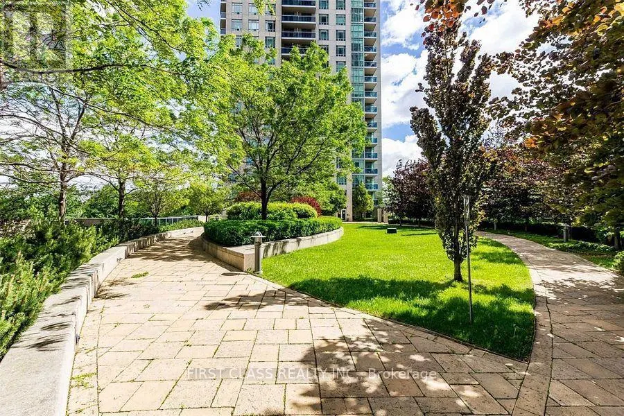 1402 - 70 ABSOLUTE AVENUE