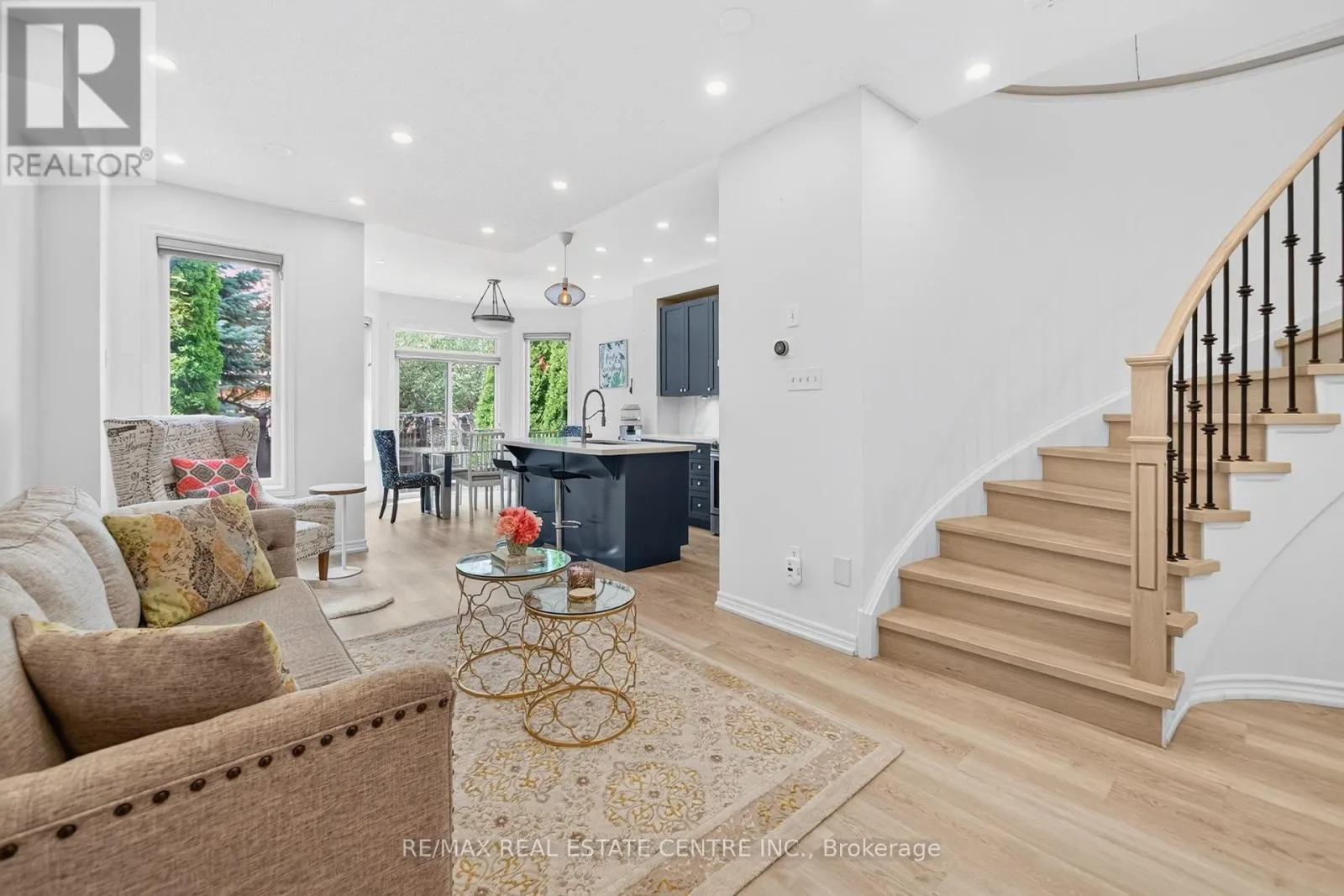 31 MARTREE CRESCENT