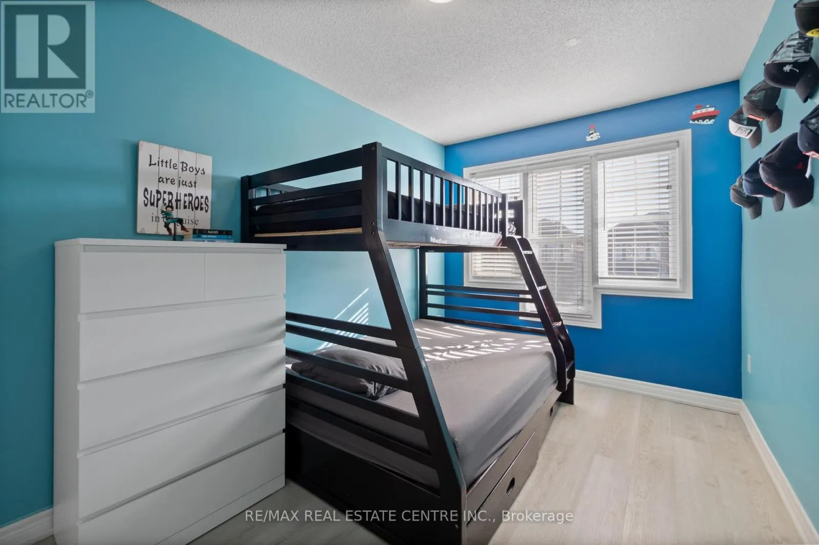 31 MARTREE CRESCENT