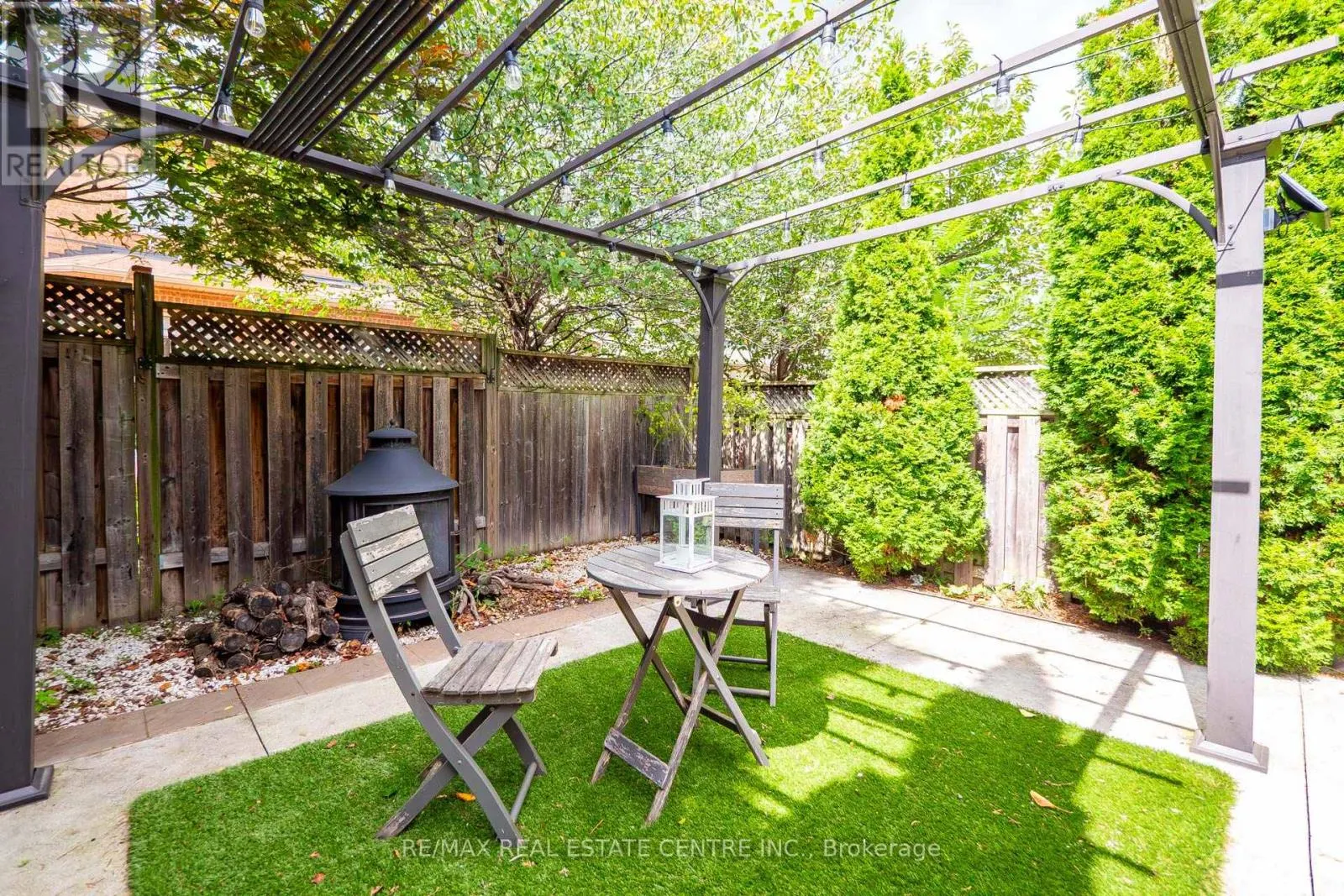 31 MARTREE CRESCENT