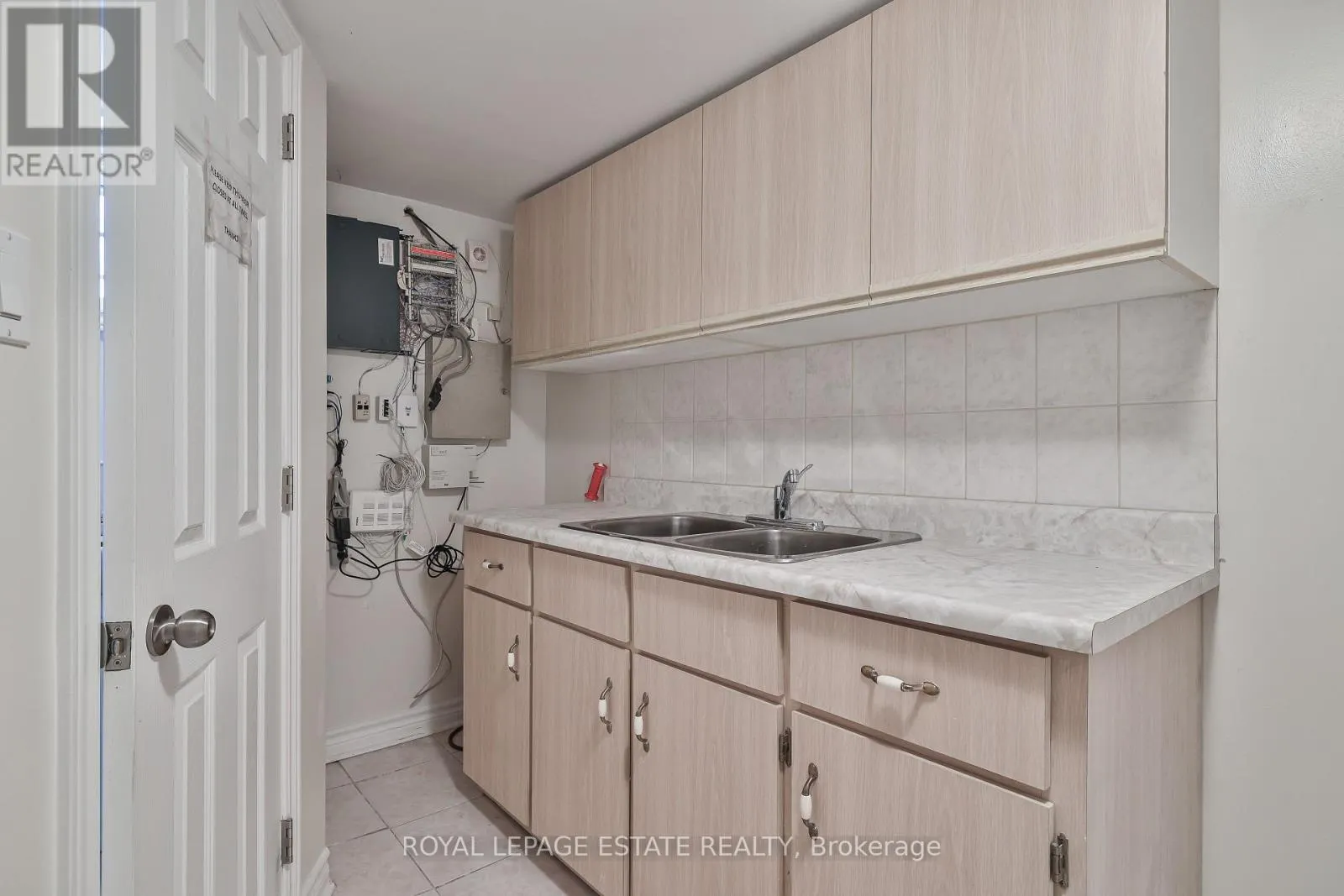 1279 WESTON ROAD