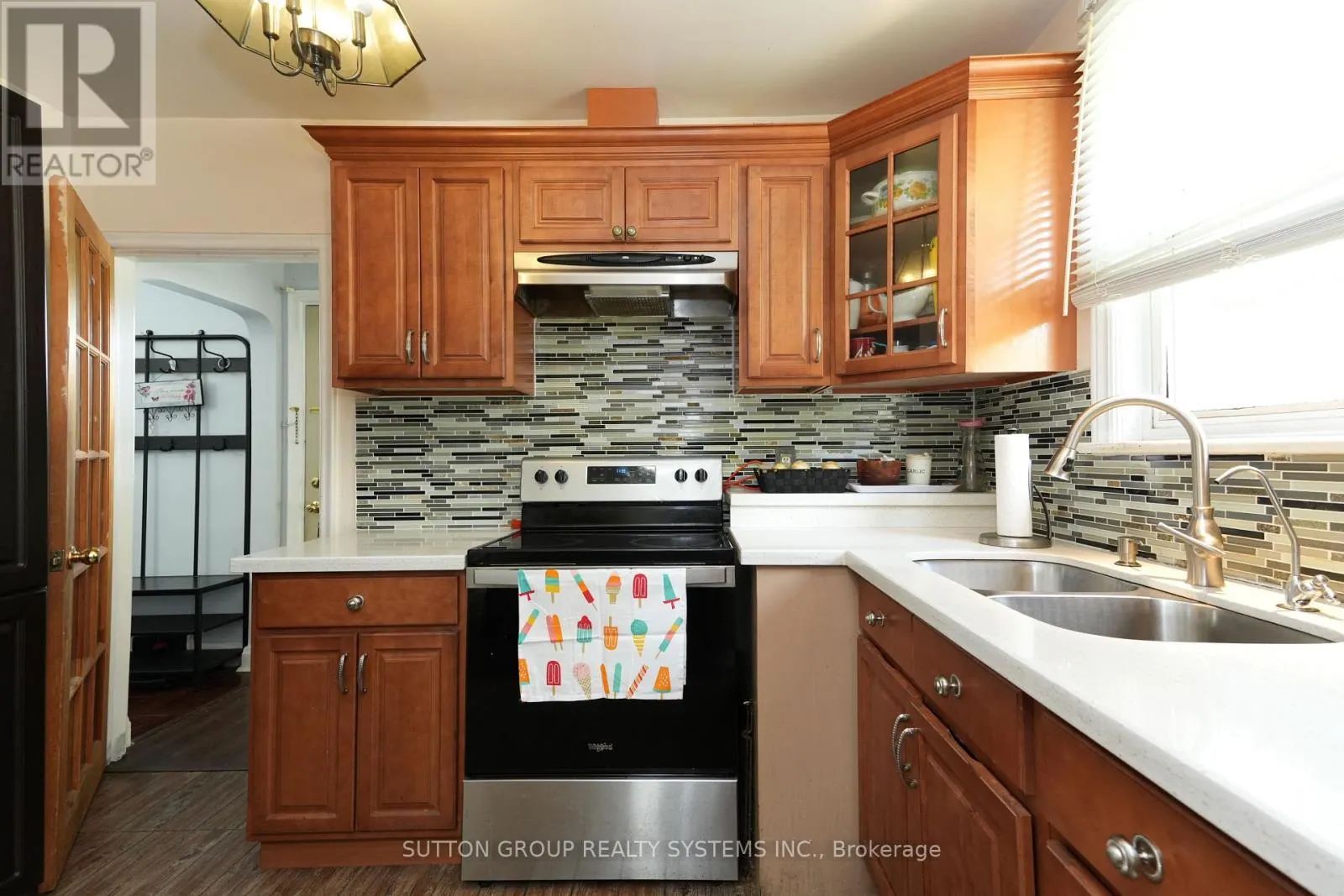 30 SILVERCREST AVENUE