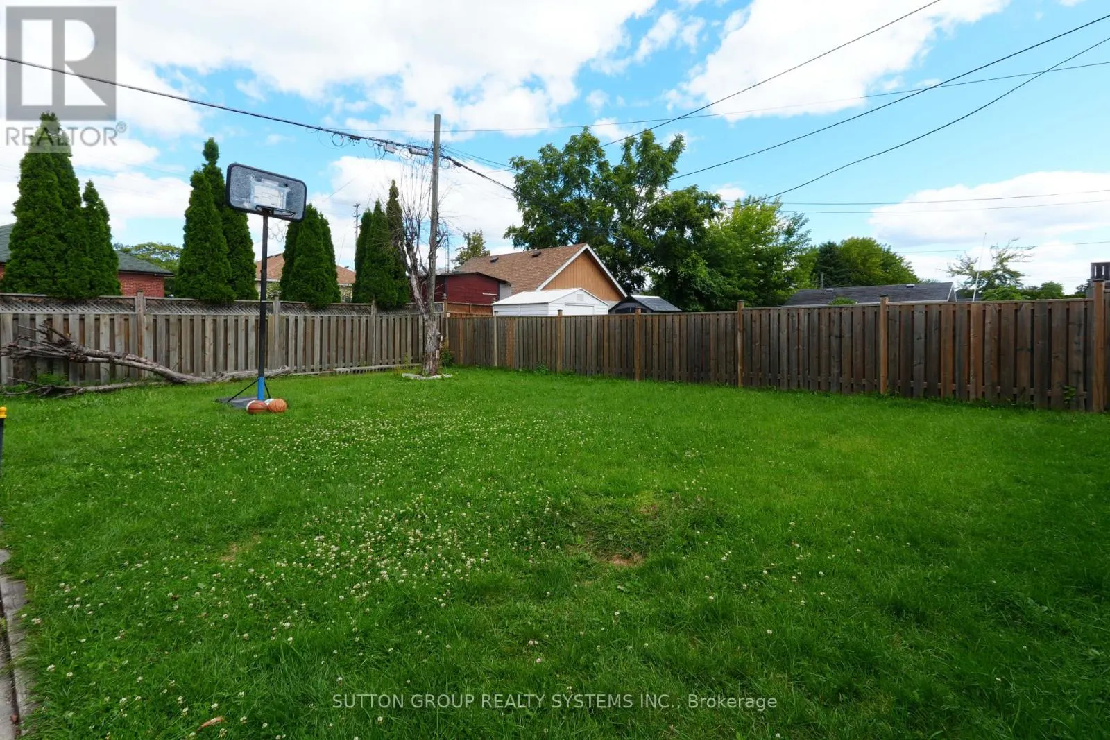 30 SILVERCREST AVENUE