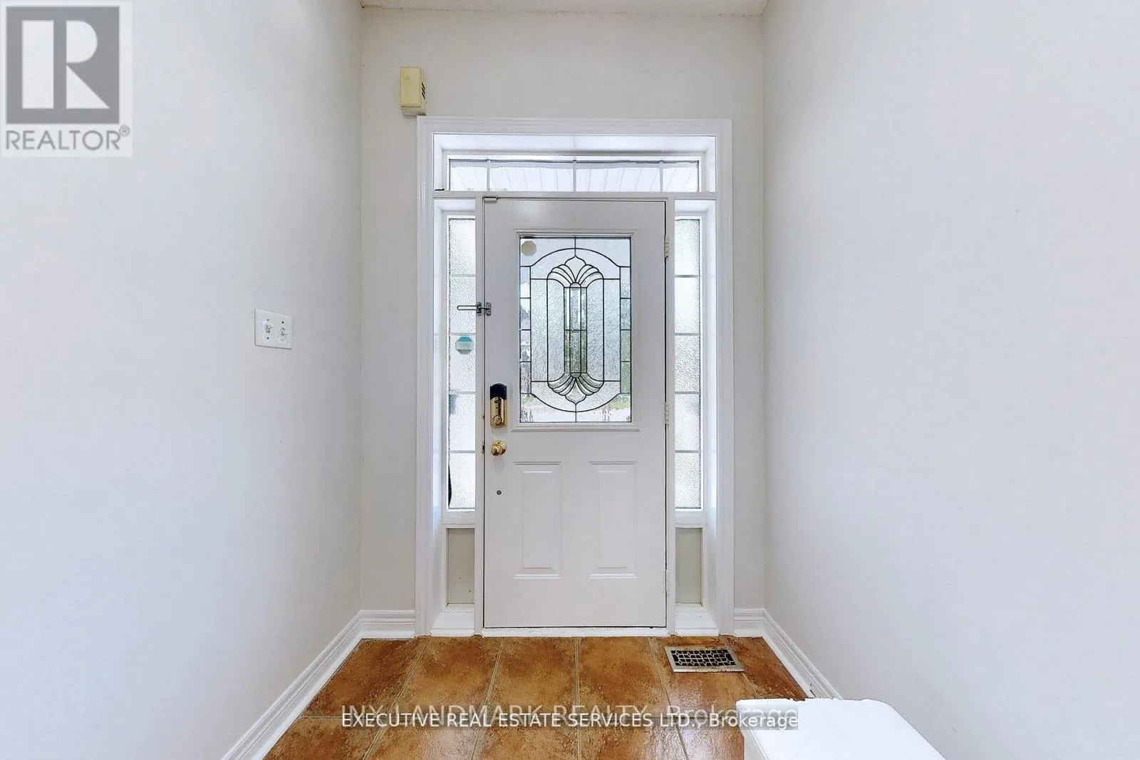 37 MARTREE CRESCENT