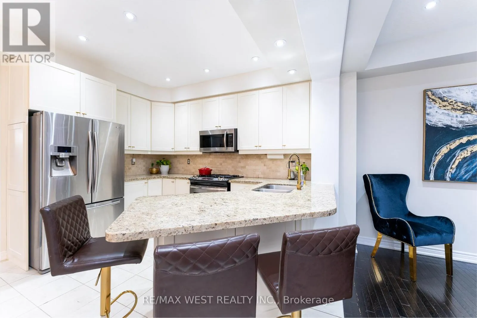 2120 FIDDLERS WAY