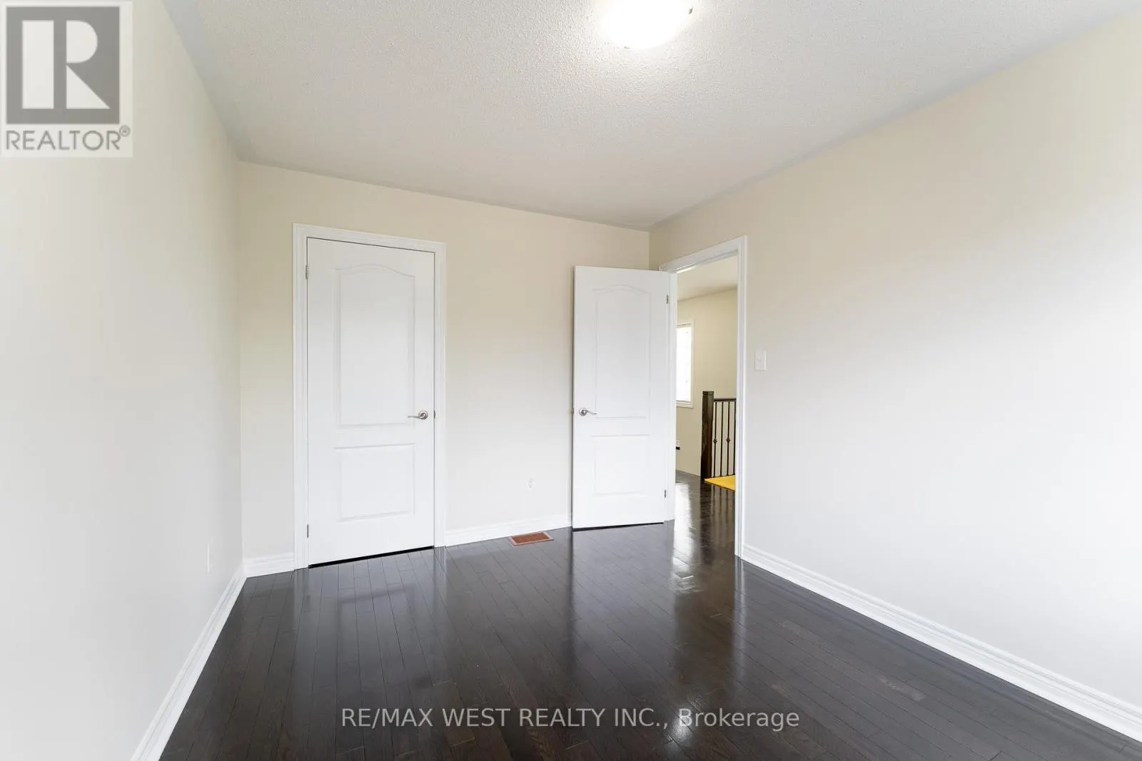 2120 FIDDLERS WAY