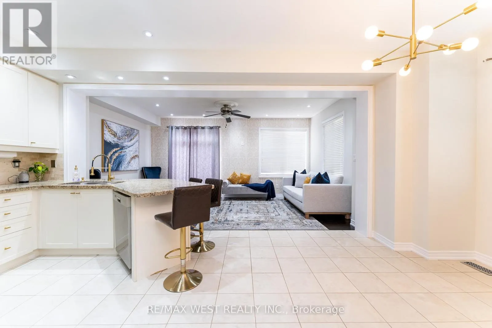 2120 FIDDLERS WAY