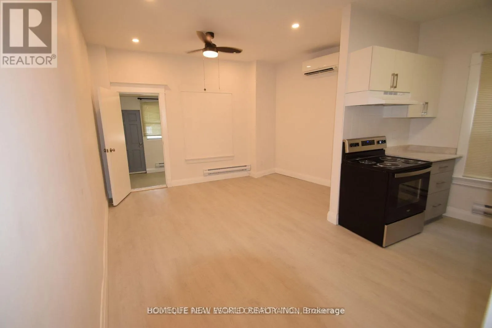 2B - 2218 DUNDAS STREET W