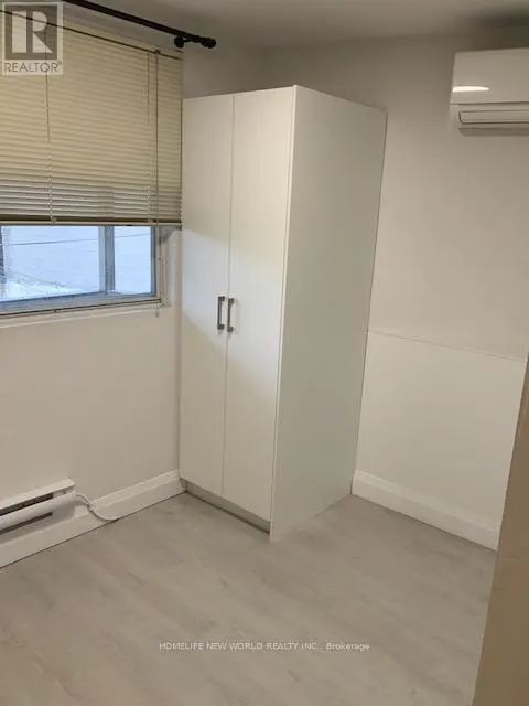 2B - 2218 DUNDAS STREET W