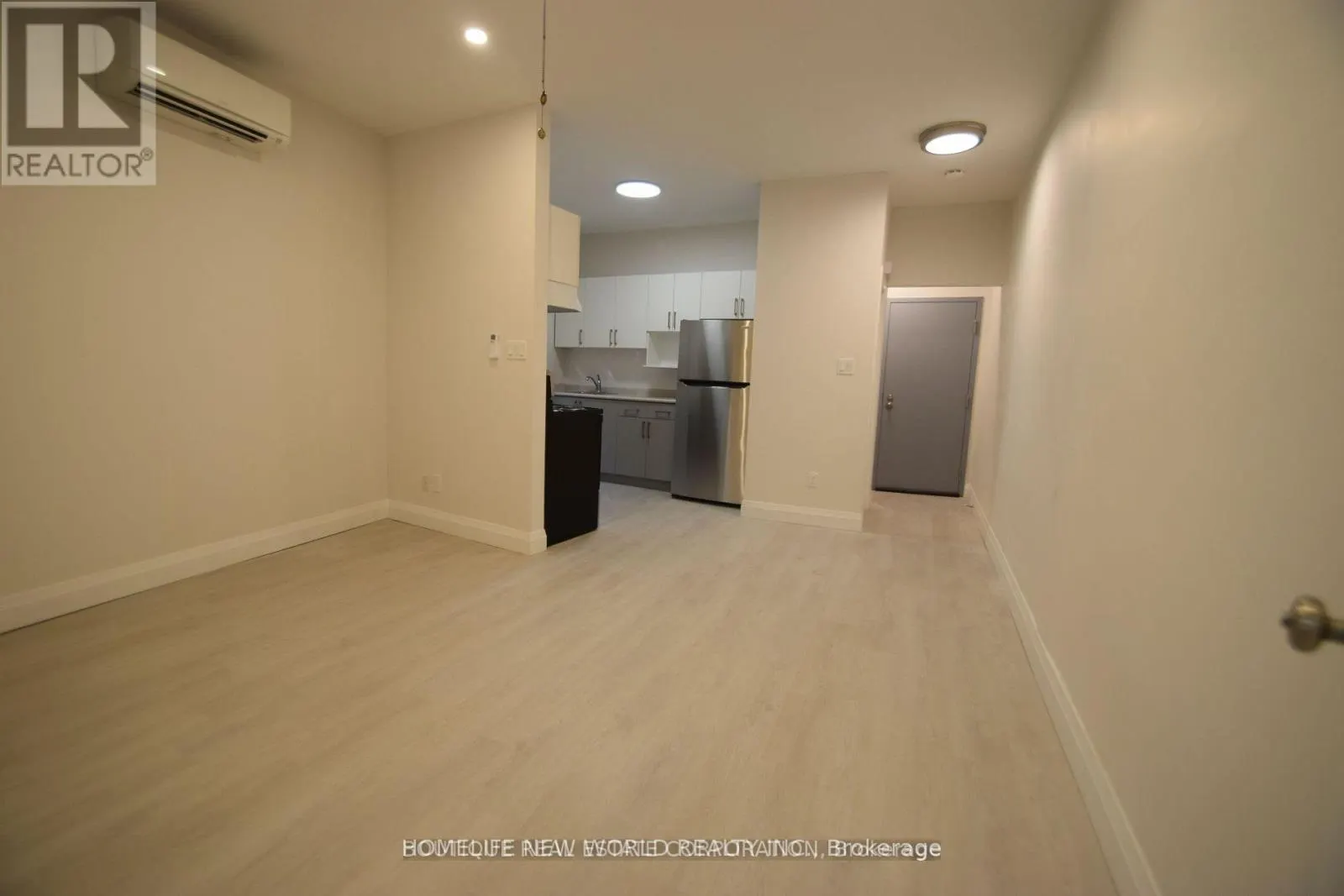 2B - 2218 DUNDAS STREET W