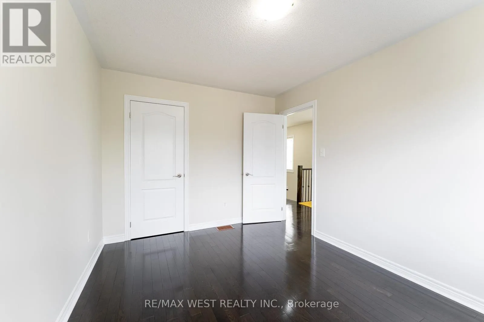 2120 FIDDLERS WAY