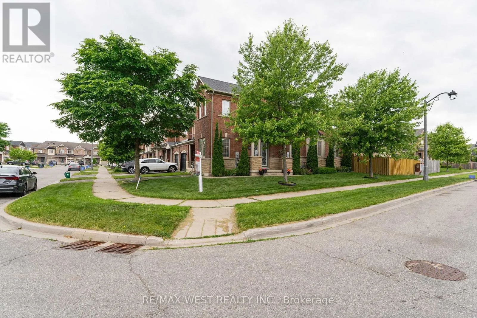 2120 FIDDLERS WAY