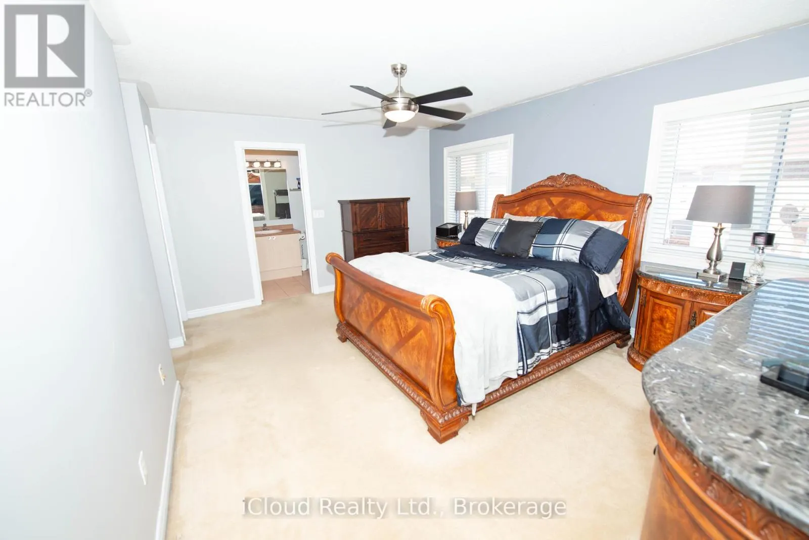 19 FOUNTAINVIEW WAY