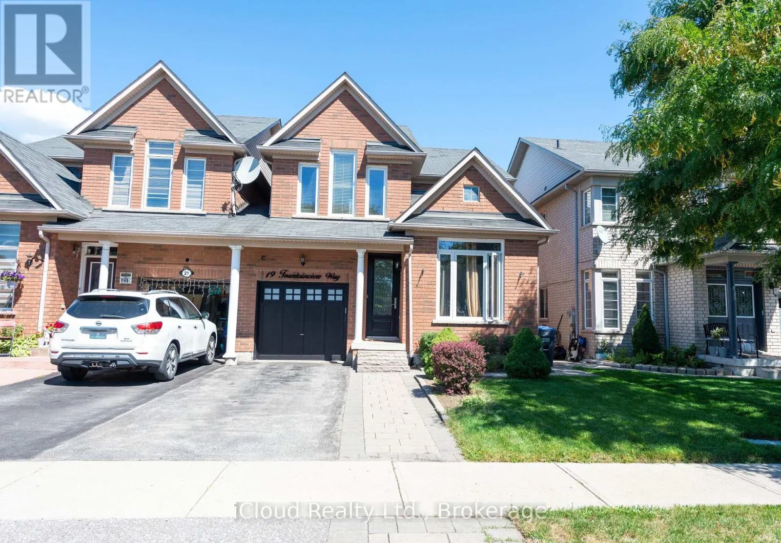 19 FOUNTAINVIEW WAY