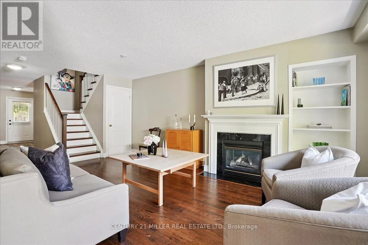 4 - 5427 LAKESHORE ROAD