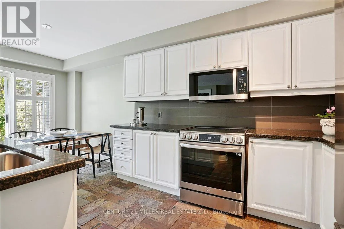 4 - 5427 LAKESHORE ROAD