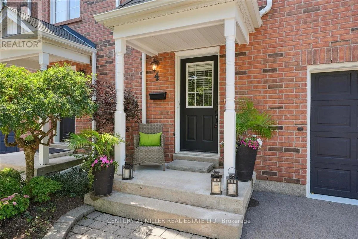 4 - 5427 LAKESHORE ROAD
