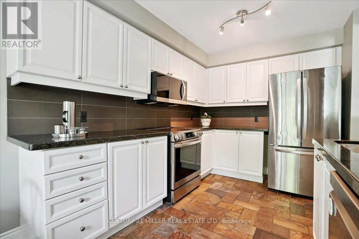 4 - 5427 LAKESHORE ROAD