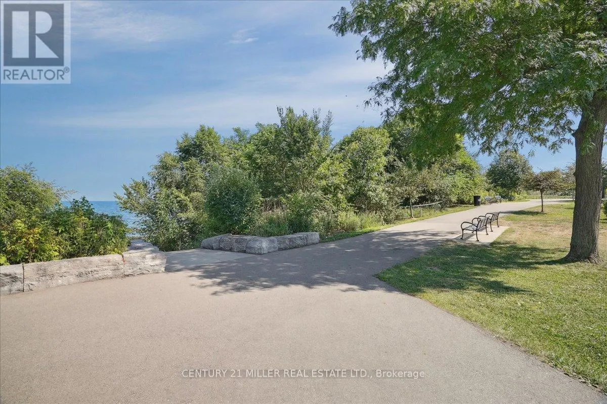 4 - 5427 LAKESHORE ROAD