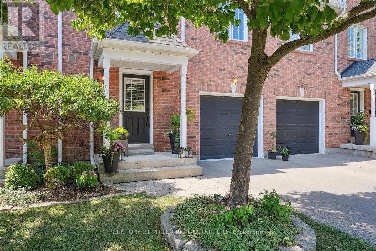 4 - 5427 LAKESHORE ROAD