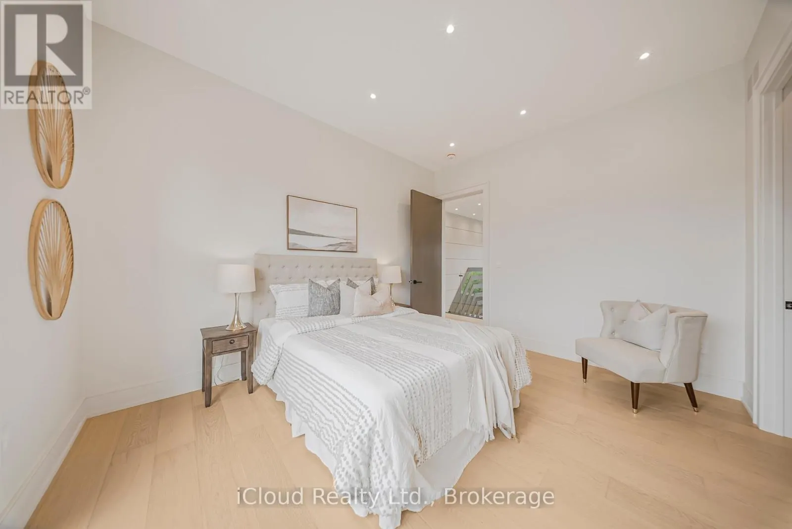 1374 TANSLEY DRIVE