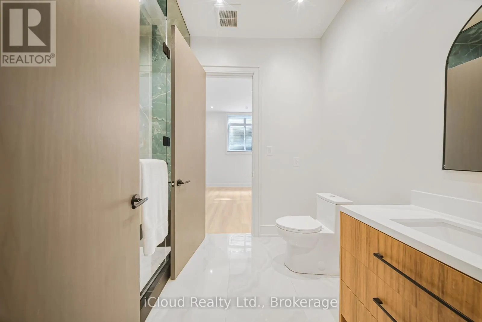 1374 TANSLEY DRIVE