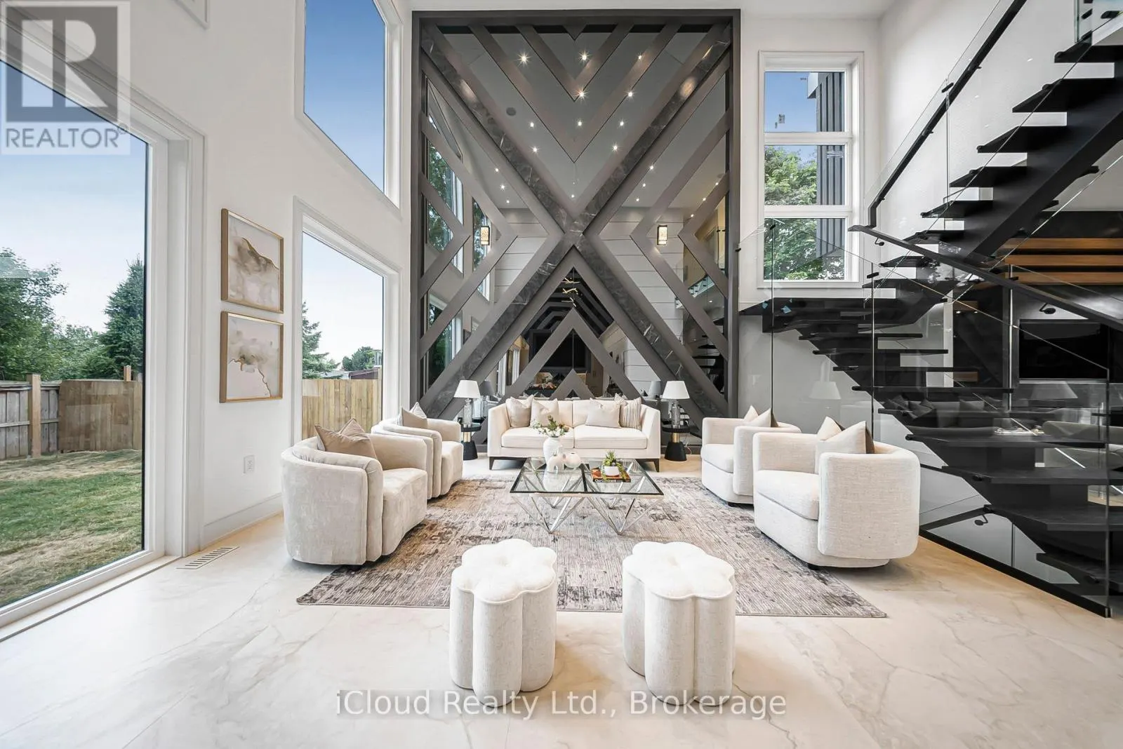 1374 TANSLEY DRIVE