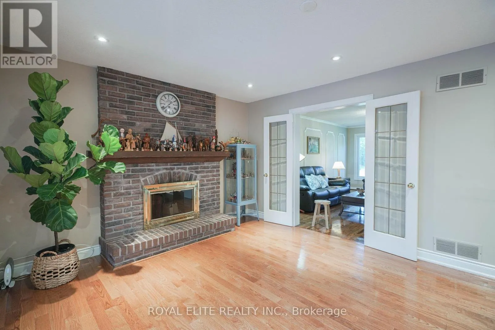 3530 KINGBIRD COURT