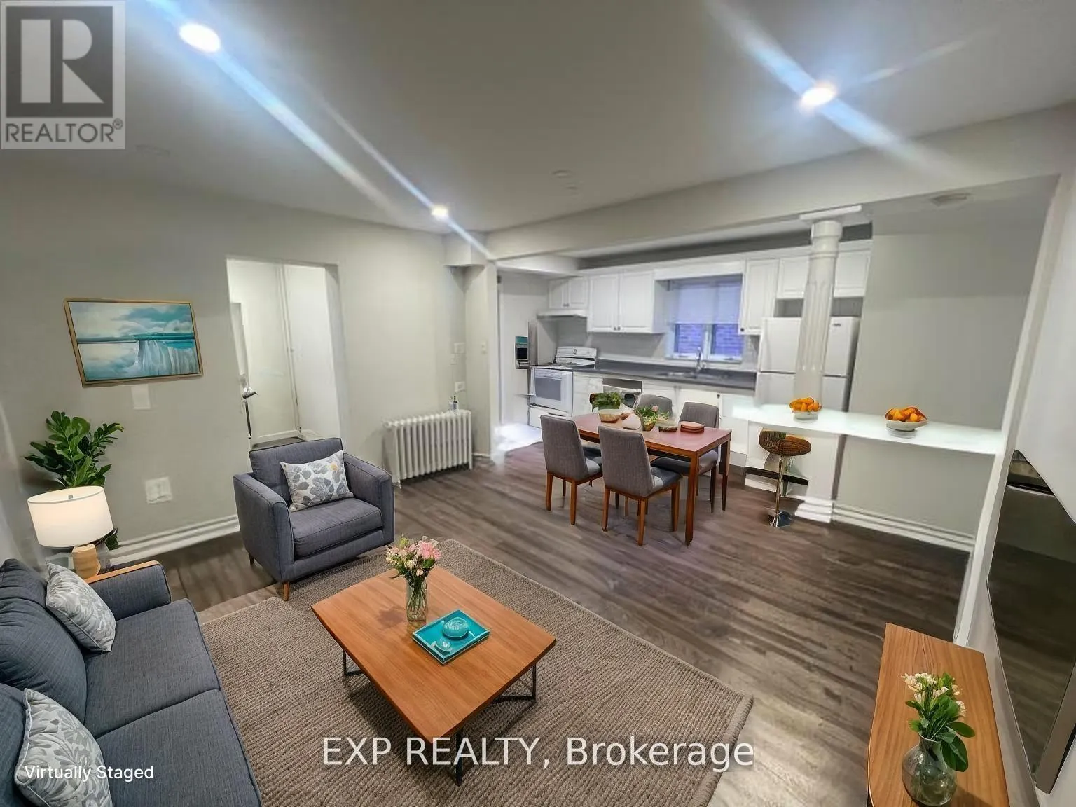 #1 - 115 MILLICENT STREET
