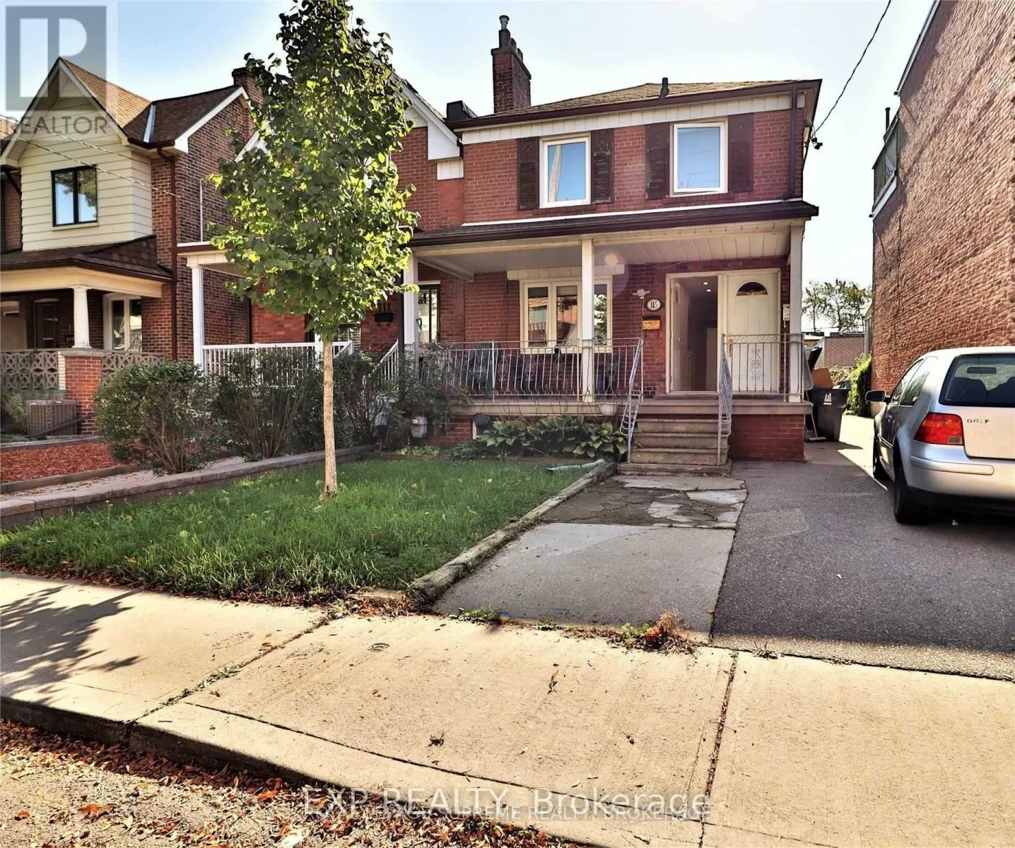 #1 - 115 MILLICENT STREET