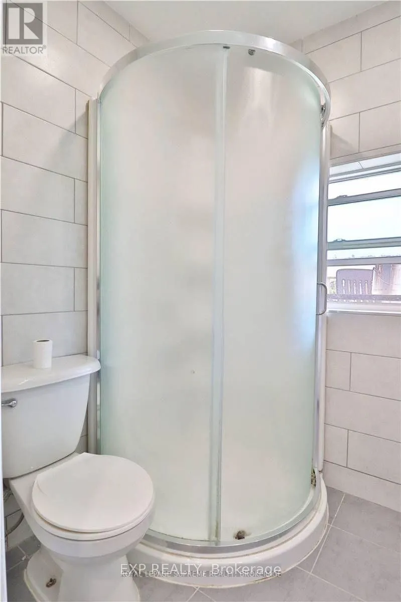 #1 - 115 MILLICENT STREET