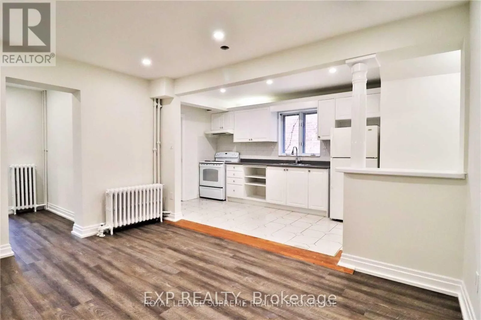 #1 - 115 MILLICENT STREET