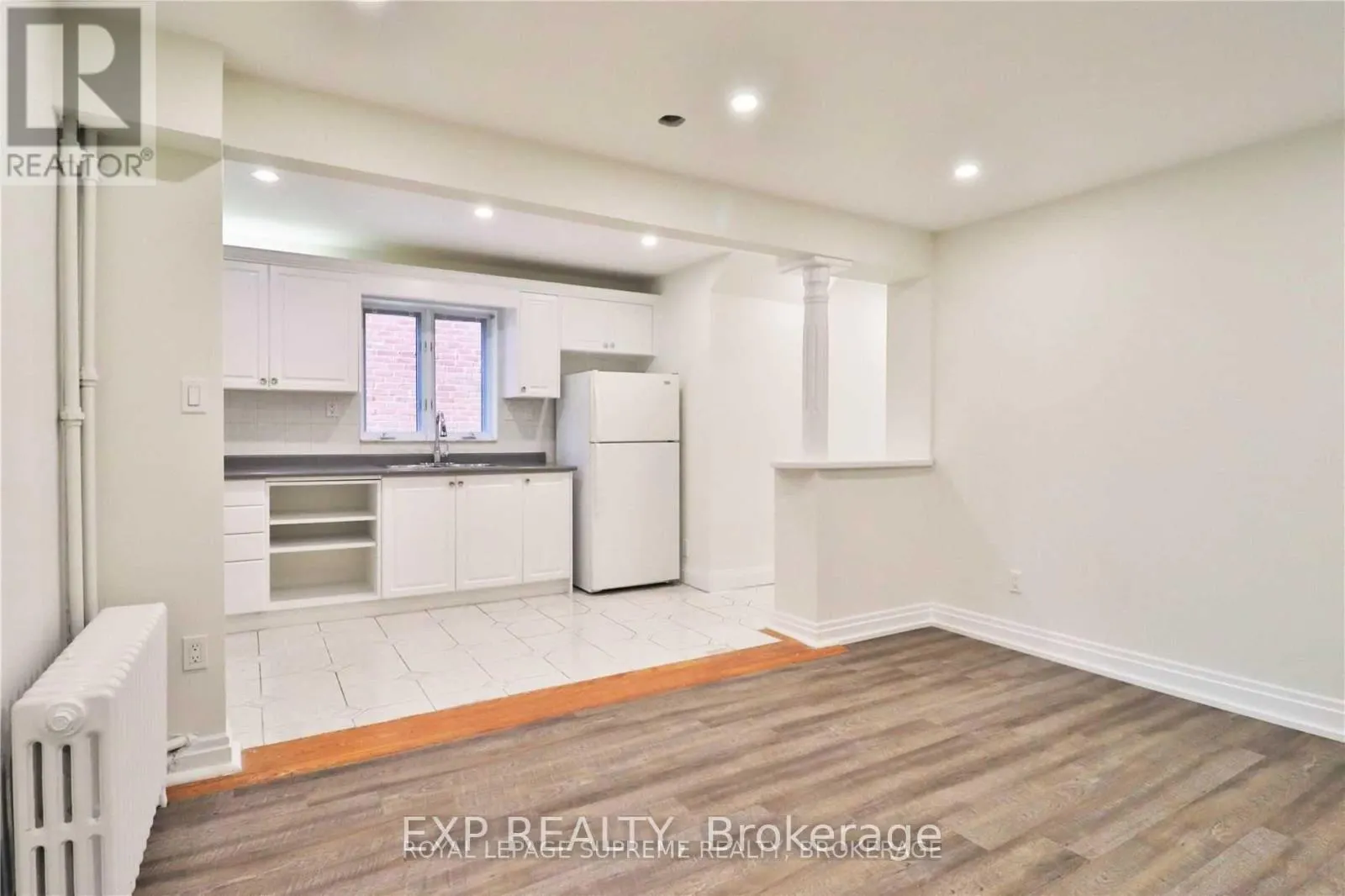 #1 - 115 MILLICENT STREET