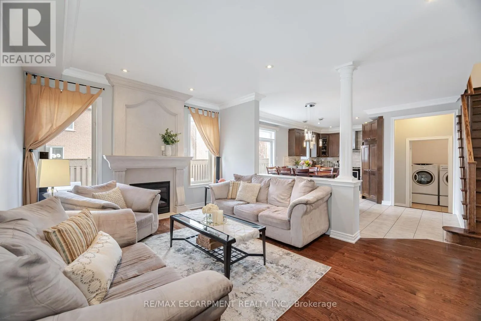 31 VANDERBRINK DRIVE