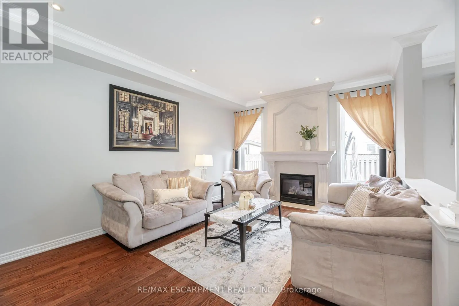 31 VANDERBRINK DRIVE
