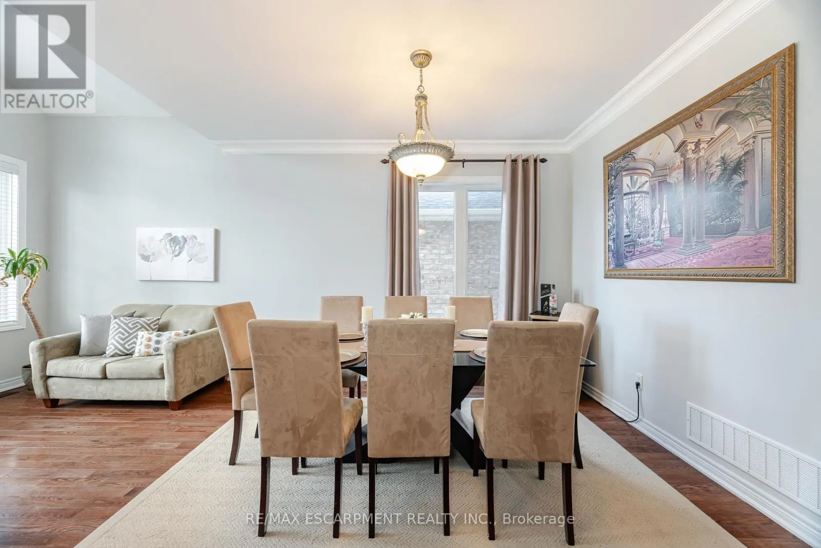 31 VANDERBRINK DRIVE