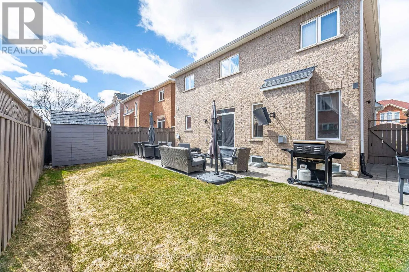 31 VANDERBRINK DRIVE