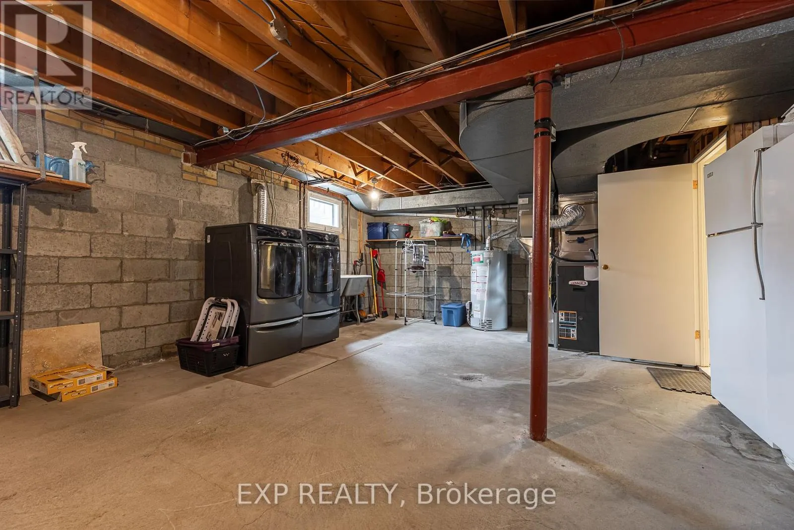 7 NORTHCREST ROAD